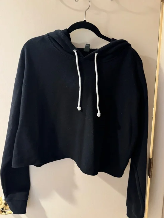 wild fable Black Cropped Hoodie with White Drawstrings - Picture 1 of 1